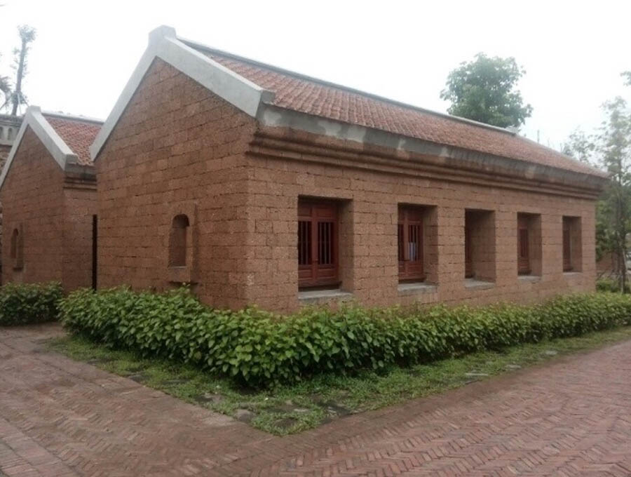 nhà đá ong